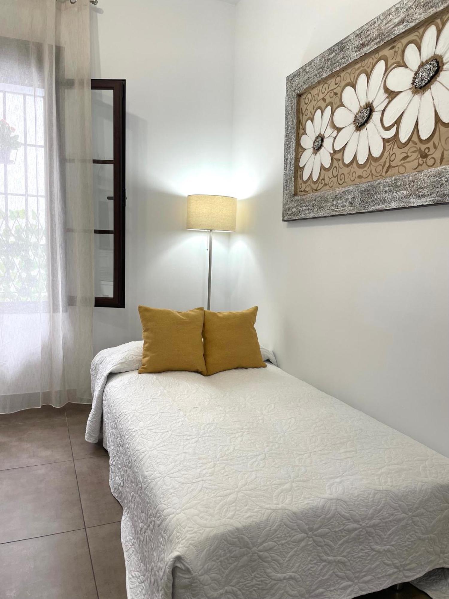 Apartamento El Museo Ecija Bagian luar foto